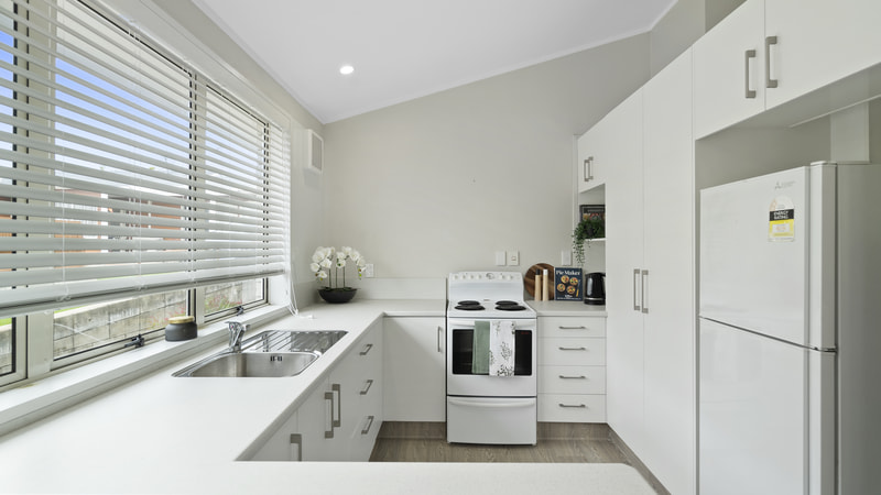 021_Open2view_ID547920-Moehau_Street