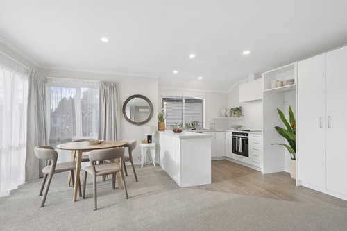 Roseneath-Roseneath_Lifecare_&_Village,_227_High_Street_South_Alice_Lipski_1434_XL_1