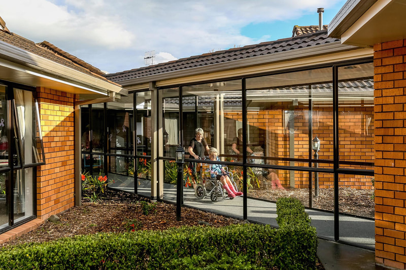 Chiswick Park Lifecare_01