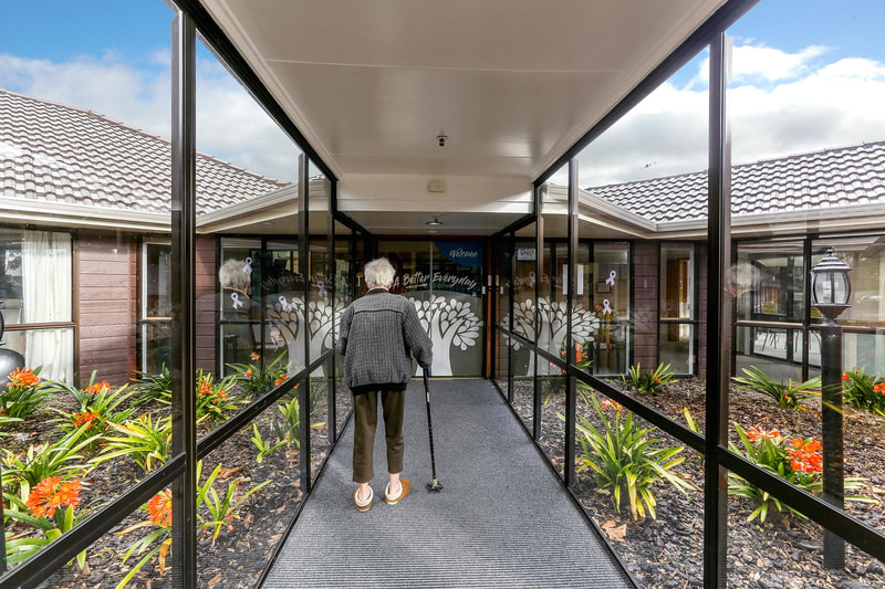 Chiswick Park Lifecare_02